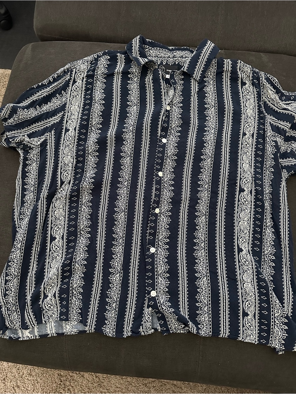 Original Use Men's Navy Blue Patterned Button-Up Shirt